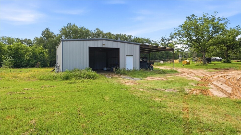 More Photos Of 632 County Road 340A, Milano Land For Sale