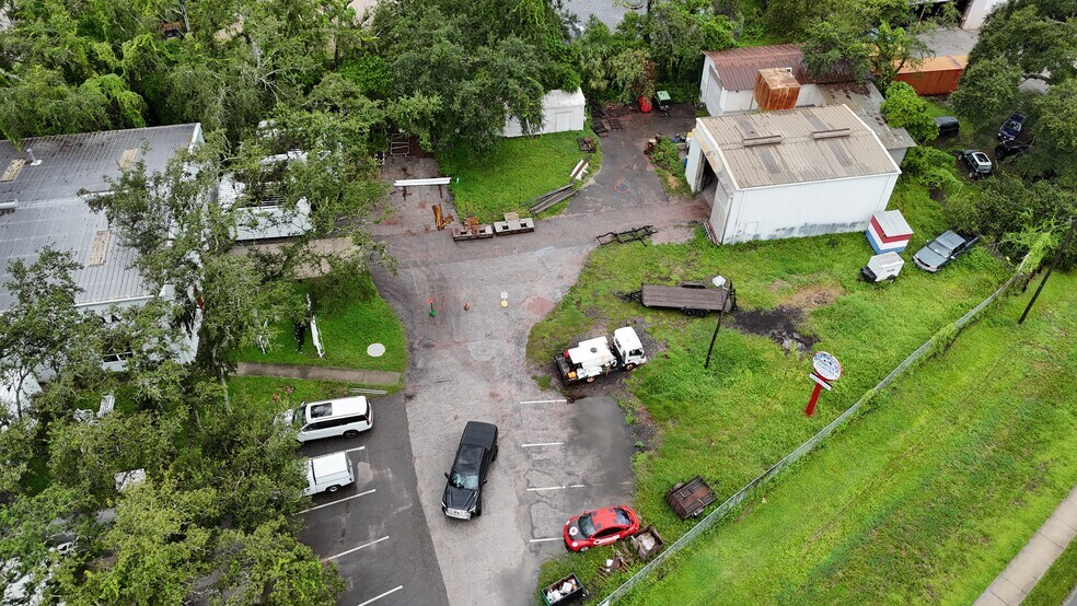 More Photos Of 1213 E Bearss Ave, Lutz Service For Sale