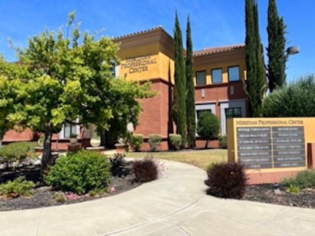 More Photos Of 100 Cortona Way, Brentwood Medical For Sale