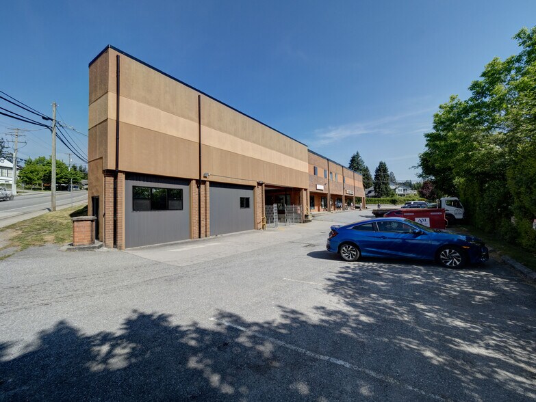 More Photos Of 771 Gibsons Way, Gibsons Storefront For Sale