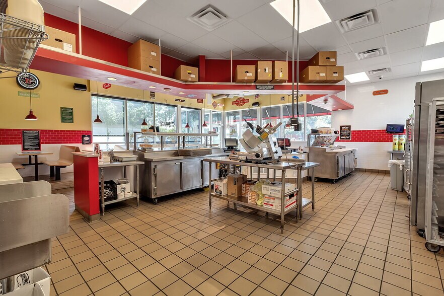 More Photos Of 4248 S Dale Mabry Hwy, Tampa Fast Food For Sale