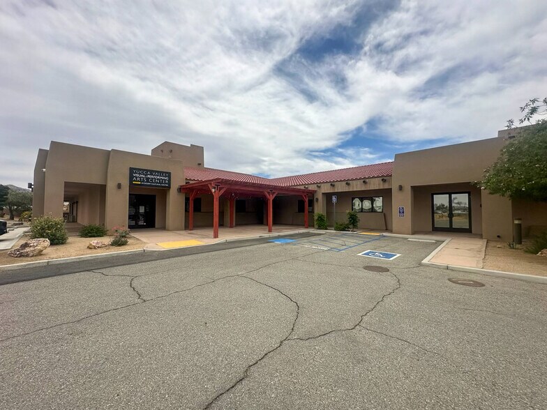 More Photos Of 58325 Twentynine Palms Hwy, Yucca Valley Freestanding For Lease