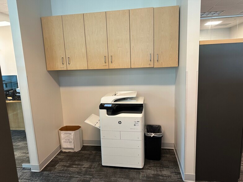 More Photos Of 12425 Race Track Rd, Tampa Office For Lease