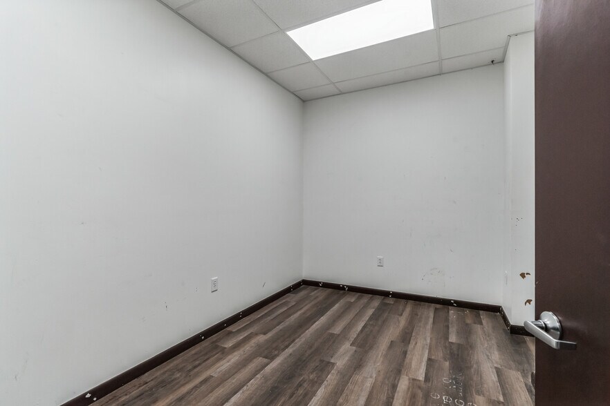 More Photos Of 4405 S US Highway 1, Fort Pierce Auto Dealership For Lease