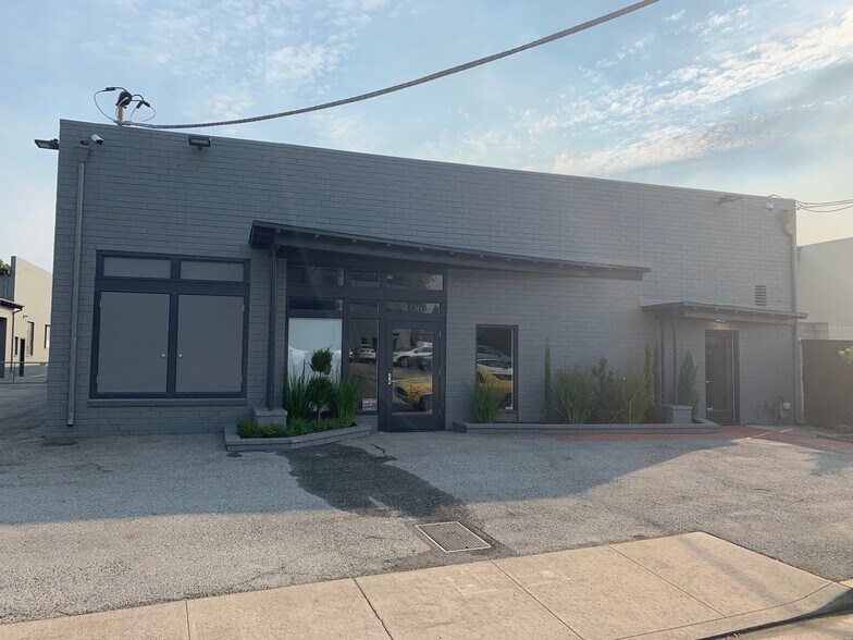 More Photos Of 1336 N Carolan Ave, Burlingame Warehouse For Lease