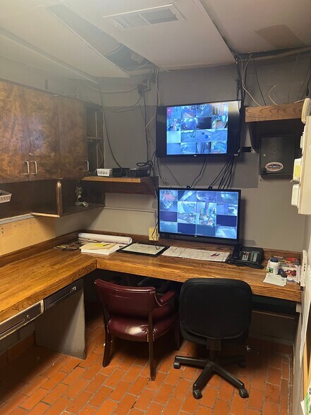 More Photos Of 6363 Peachtree Industrial Blvd, Atlanta Restaurant For Lease