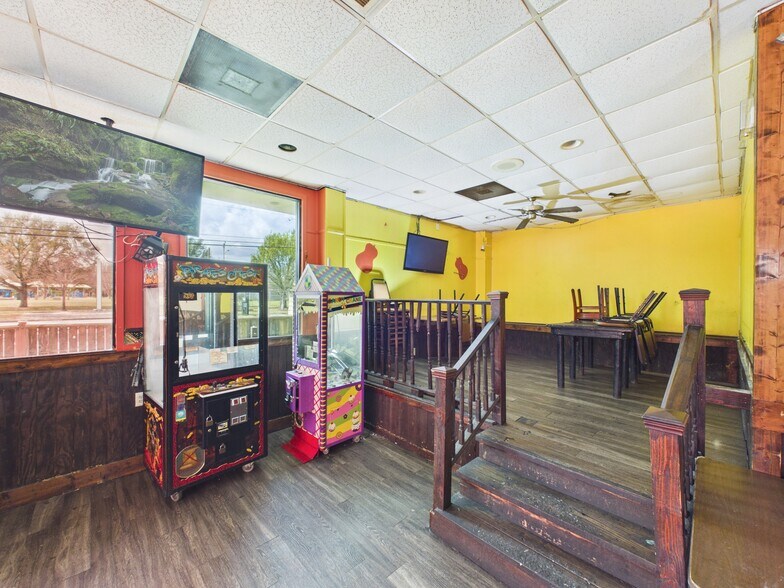More Photos Of 6314 Antoine Dr, Houston Restaurant For Sale