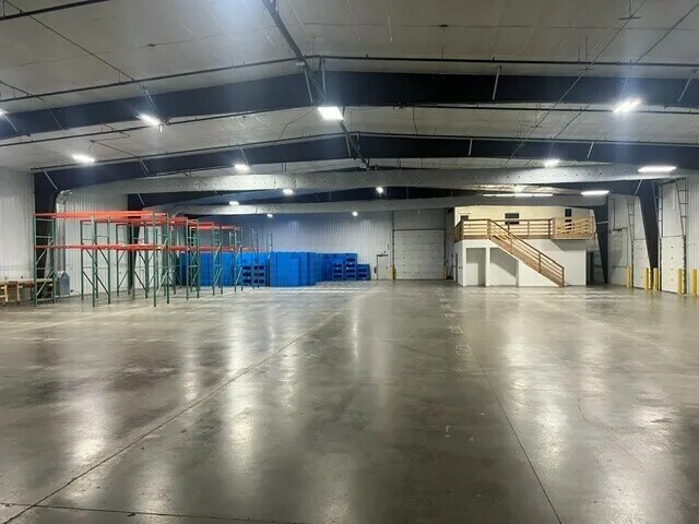 More Photos Of 27079 Katie Rd, Tea Warehouse For Lease