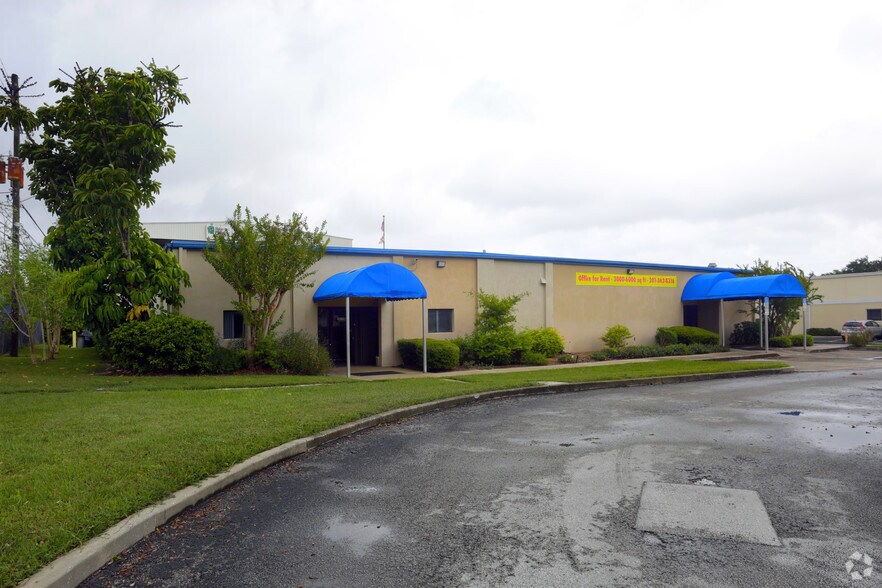 More Photos Of 6003 126th Ave N, Clearwater Bank For Lease