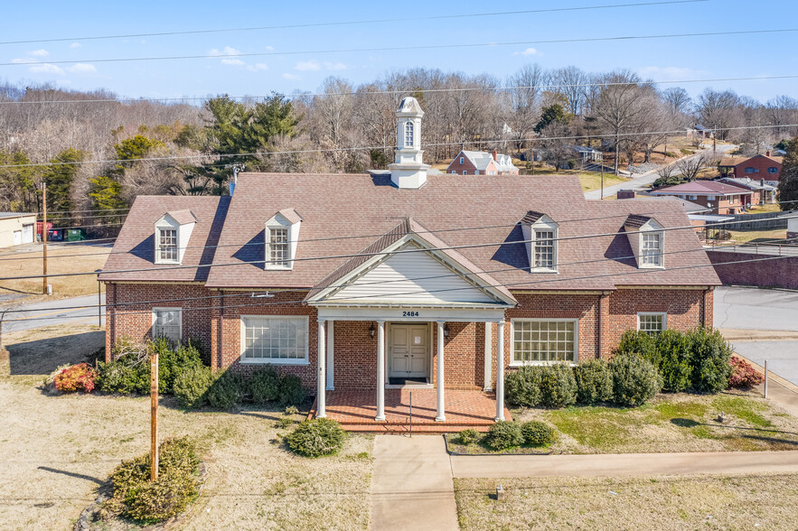 Primary Photo Of 2484 Virginia Ave, Collinsville Bank For Sale