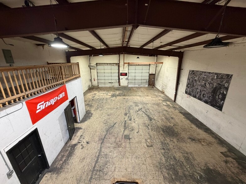 More Photos Of 3803 Paris Rd, Chalmette Warehouse For Sale