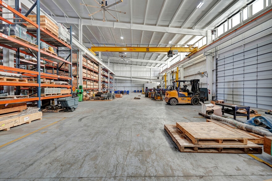 More Photos Of 2010/2015 44th St, Odessa Industrial For Sale