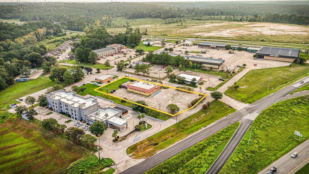 More Photos Of 100 Southpoint Loop, Livingston Restaurant For Sale