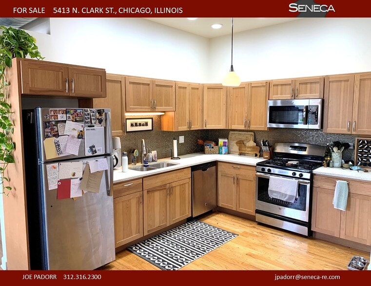 More Photos Of 5413 N Clark St, Chicago Storefront Retail Residential For Sale
