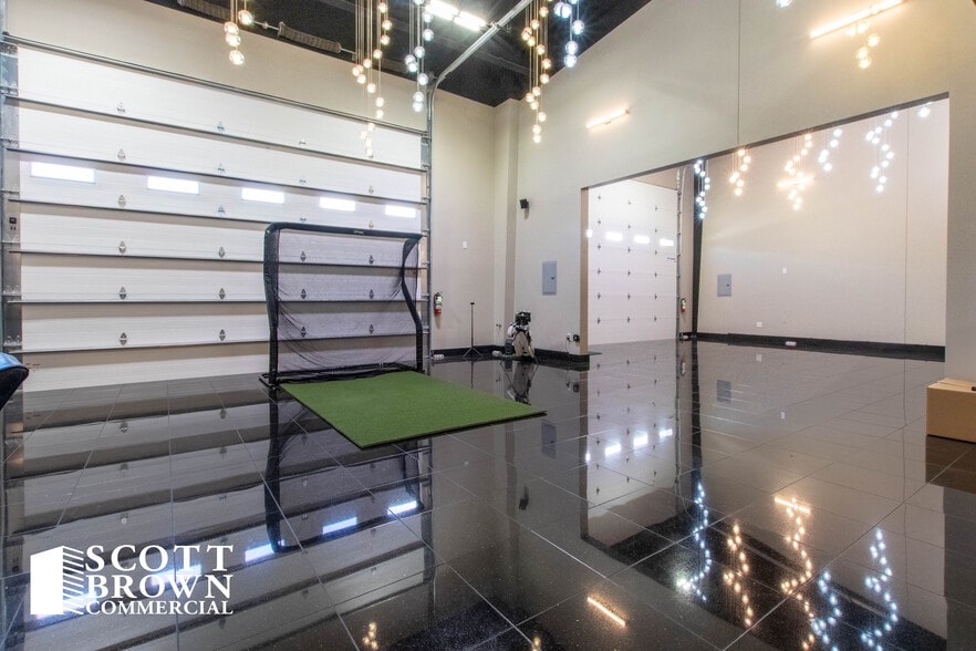 More Photos Of 1725 N Hwy 377, Roanoke Warehouse For Sale