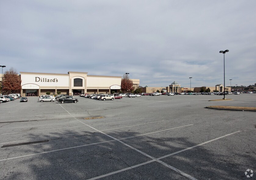 More Photos Of 3131 Manchester Expy, Columbus Unknown For Lease