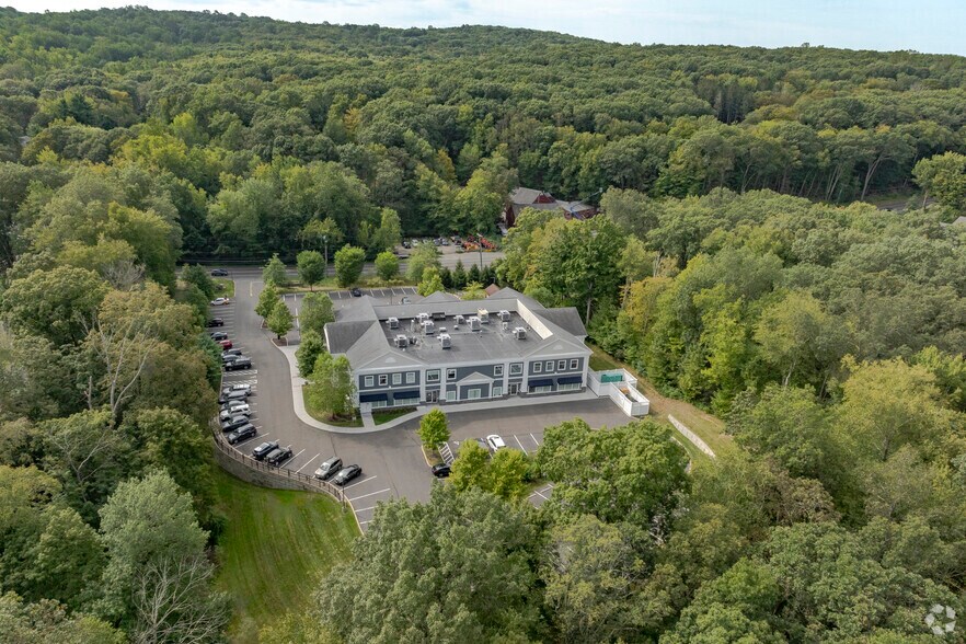 More Photos Of 164 Mount Pleasant Rd, Newtown Medical For Lease