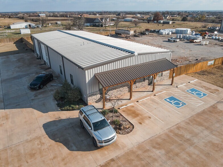 More Photos Of 9808 S Sunnylane Rd, Moore Office For Sale
