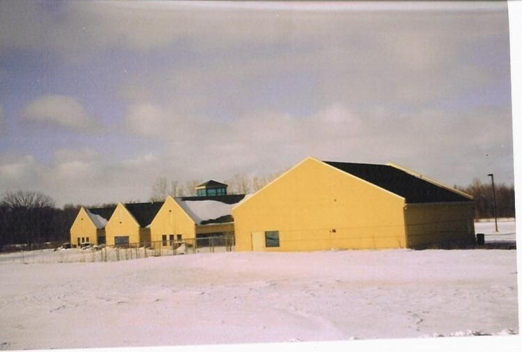 More Photos Of 10650 S Bennett Dr, Morrice Medical For Lease