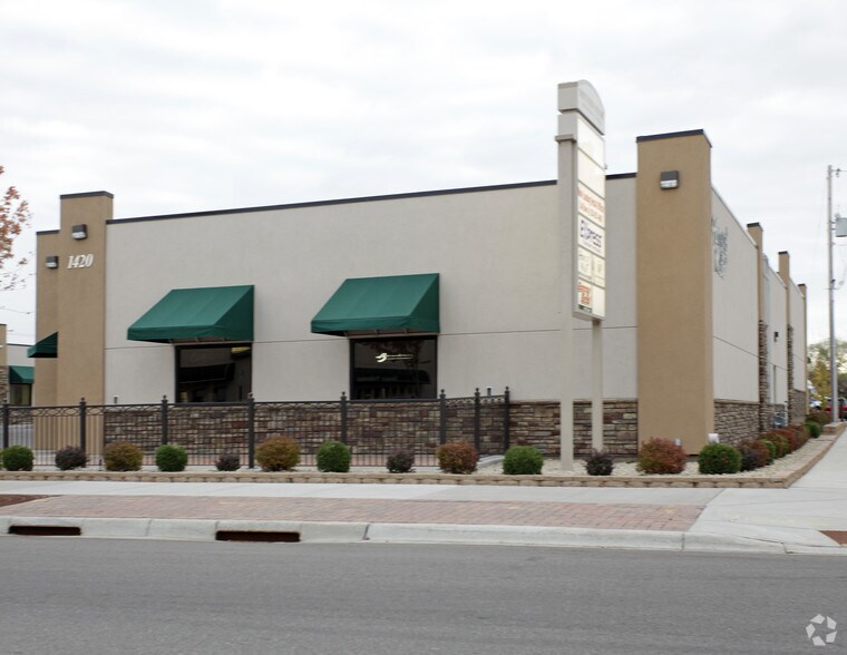 More Photos Of 1420 W St Germain St, Saint Cloud Storefront For Lease