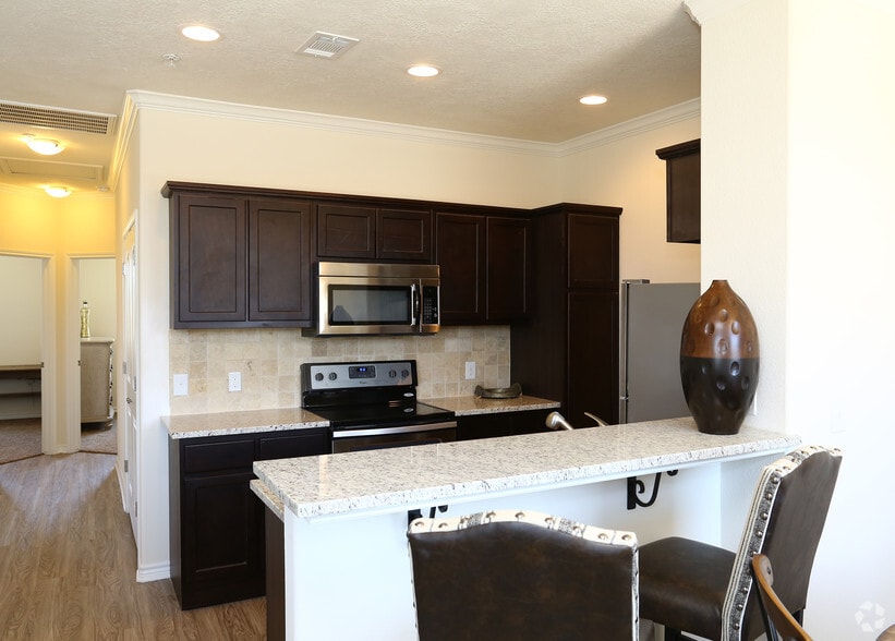 More Photos Of 2888 Nash St, Bryan Apartments For Sale