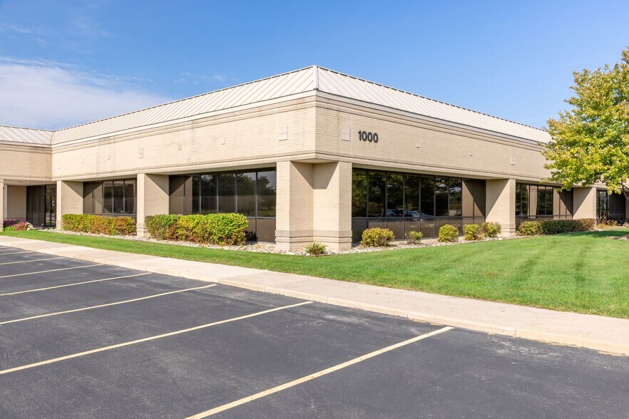 More Photos Of 1000 Republic Dr, Allen Park Research And Development For Lease