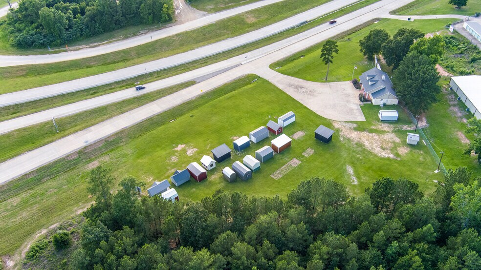 More Photos Of 140 State Highway 19, Huntsville Loft Creative Space For Sale