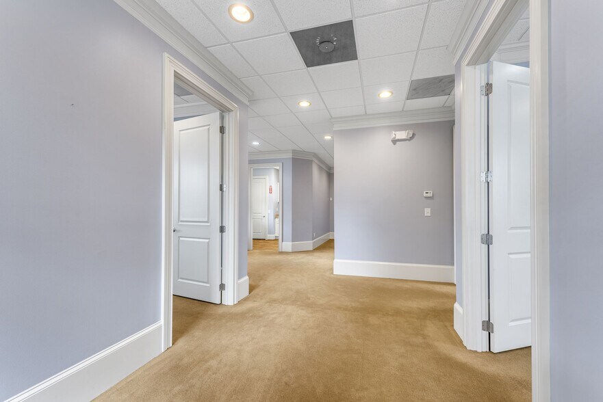 More Photos Of 3475 Dallas Hwy, Marietta Office For Lease