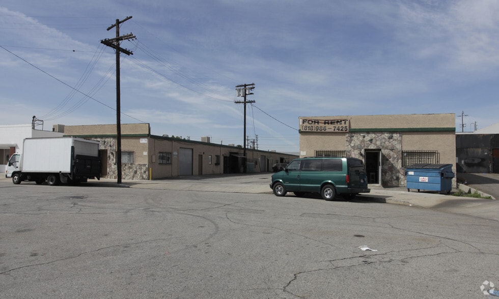 More Photos Of 7357-7363 Atoll Ave, North Hollywood Warehouse For Lease
