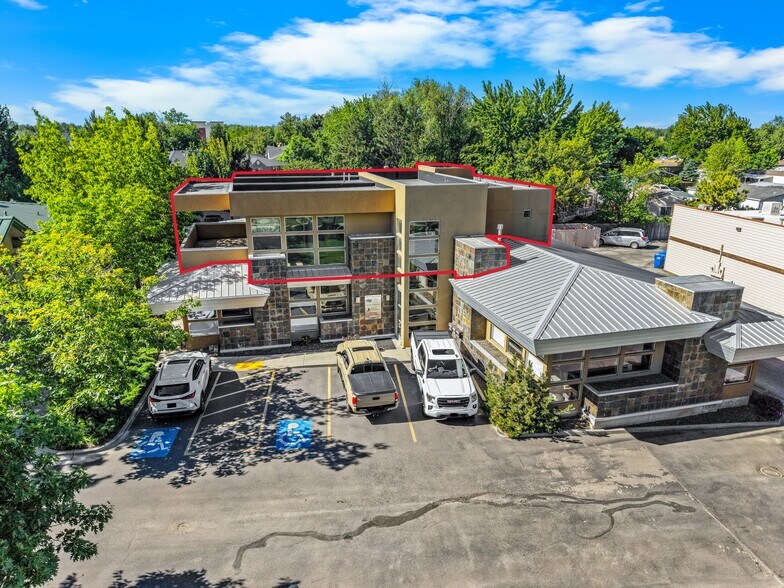 More Photos Of 645 E State St, Eagle Office For Lease