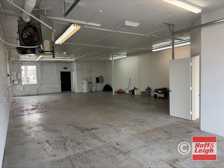 More Photos Of 1490-1494 Carr St, Lakewood General Retail For Sale