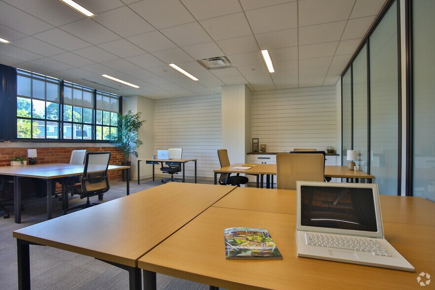 More Photos Of 141 Traction St, Greenville Coworking Space