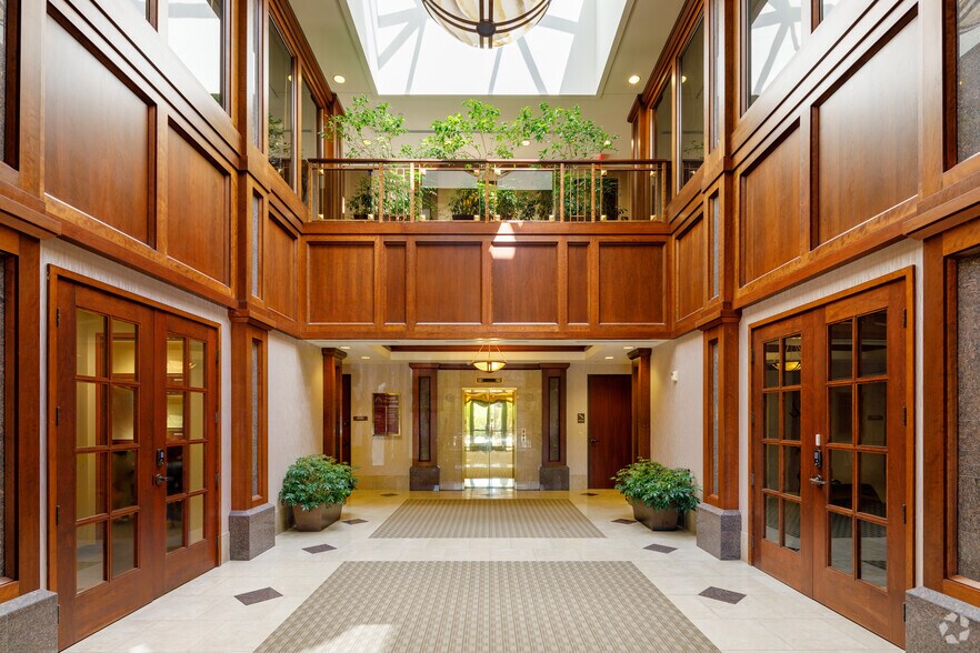 More Photos Of 41850 W 11 Mile Rd, Novi Unknown For Lease