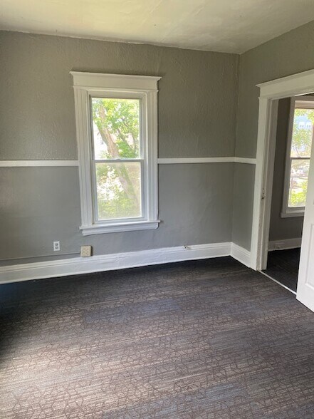 More Photos Of 11 Maria St, Rochester Apartments For Sale