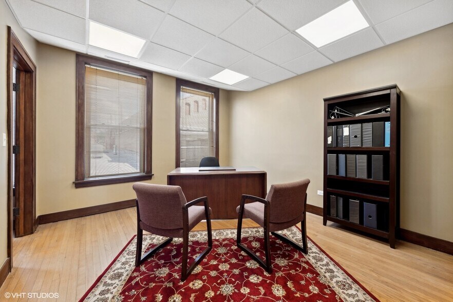 More Photos Of 536 Crescent Blvd, Glen Ellyn Unknown For Lease