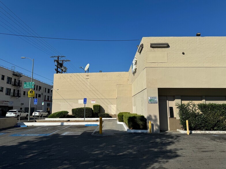 More Photos Of 111 E Avenue 26, Los Angeles Freestanding For Lease