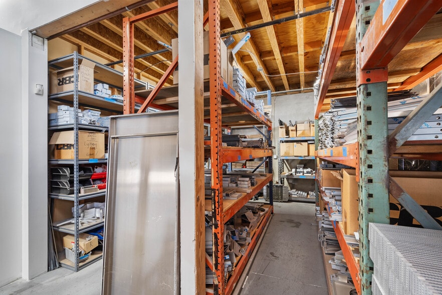 More Photos Of 31887 Corydon Rd, Lake Elsinore Warehouse For Sale