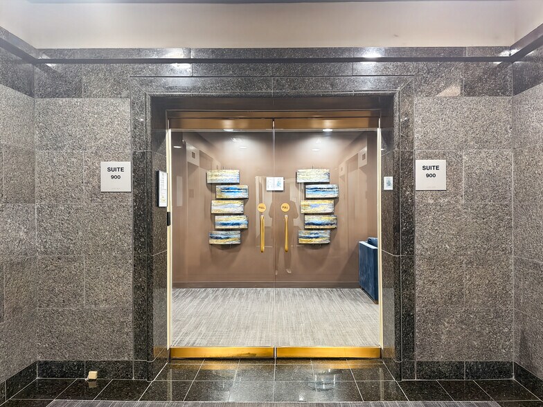 More Photos Of 601 Pennsylvania Ave NW, Washington Office For Lease