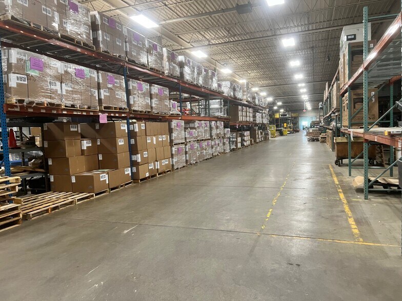 More Photos Of 7900 Chicago Ave, Bloomington Distribution For Sale