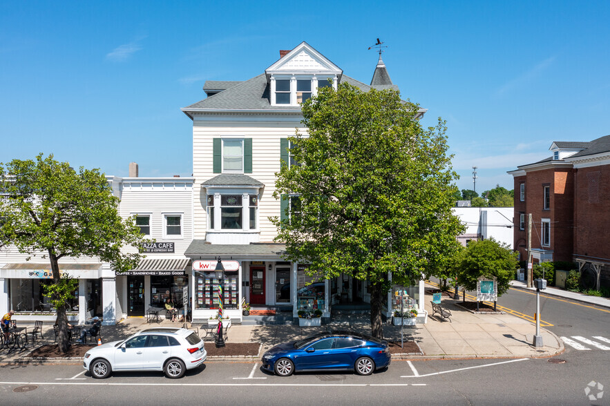 Primary Photo Of 404-424 Main St, Ridgefield Unknown For Lease