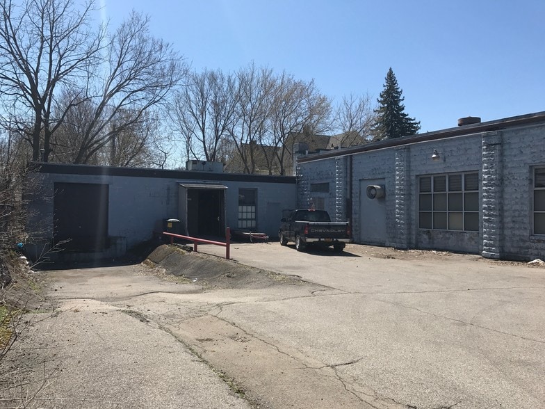 More Photos Of 545 West Ave, Rochester Warehouse For Sale