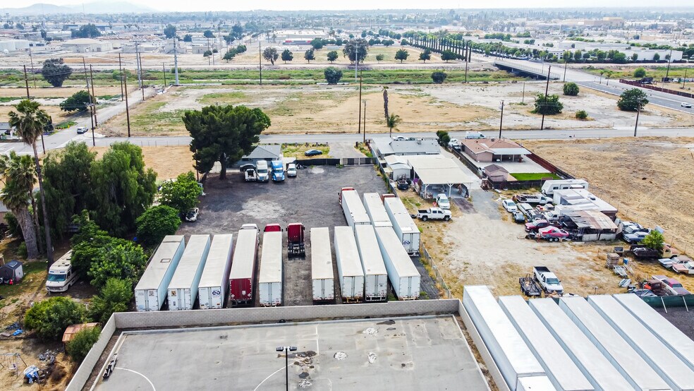 More Photos Of 1245 S Washington Ave, San Bernardino Truck Terminal For Sale