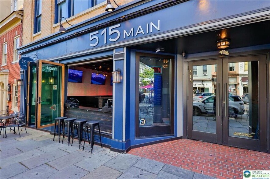 Primary Photo Of 515 Main St, Bethlehem Restaurant For Sale