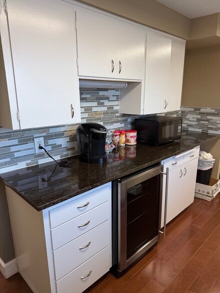 More Photos Of 415 SE 117th Ave, Vancouver Office For Sale