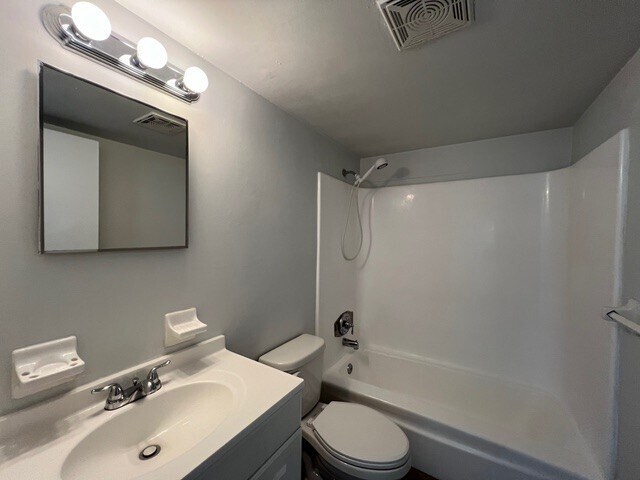 More Photos Of 1887 Juno Rd, North Palm Beach Apartments For Sale