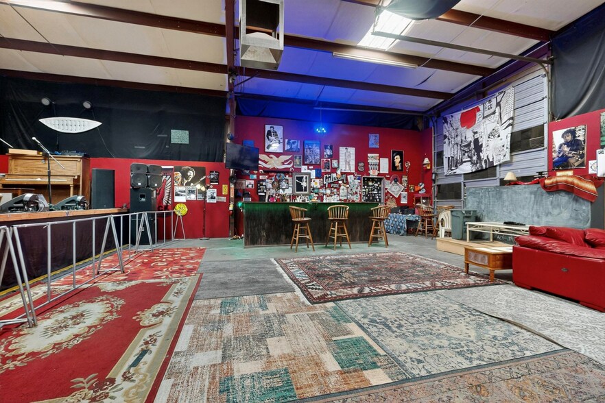 More Photos Of 7901 Ranchitos Loop NE, Albuquerque Service For Sale