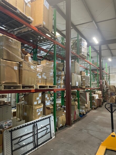 More Photos Of 3575 Trotter Dr, Alpharetta Warehouse For Lease