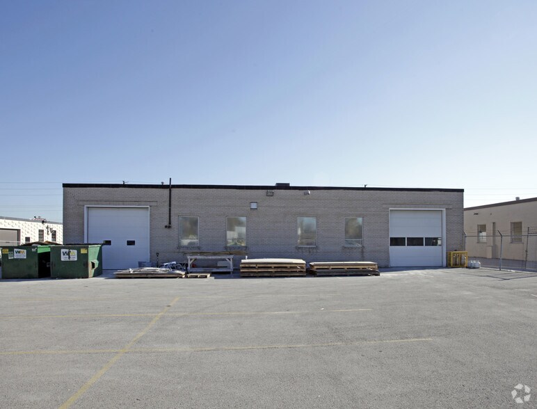 More Photos Of 529 Speers Rd, Oakville Industrial For Sale
