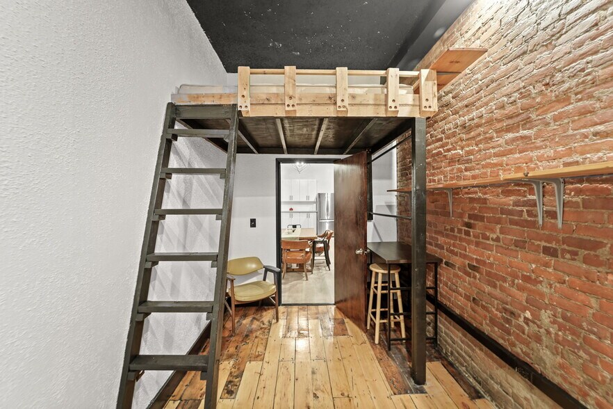 More Photos Of 136 Court St, Binghamton Apartments For Sale