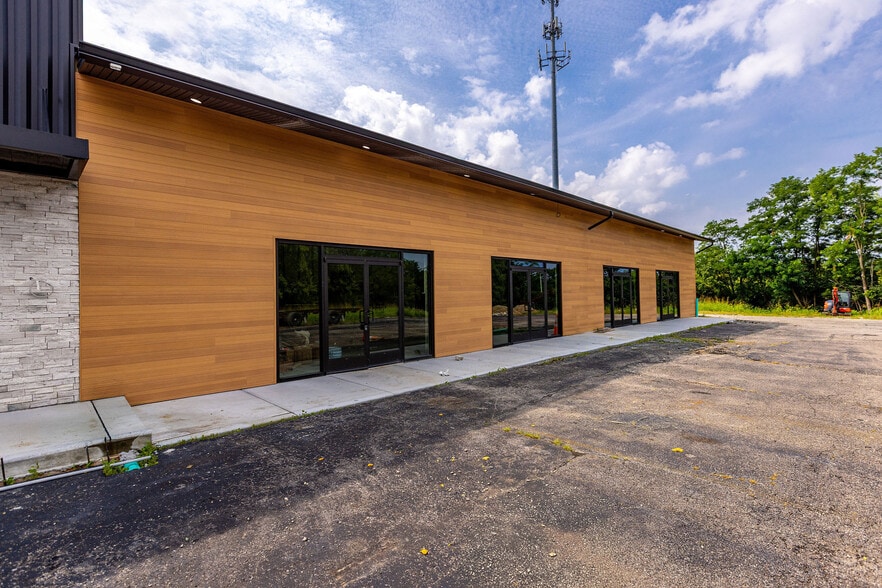 More Photos Of 5939 Harrison Ave, Cincinnati General Retail For Lease